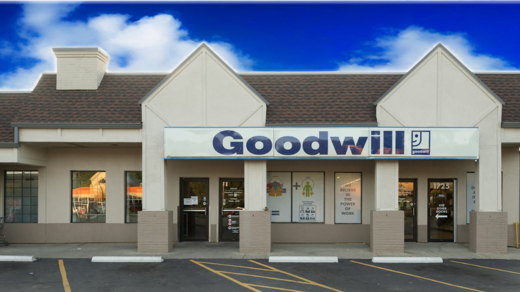 Goodwill Cuyahoga Falls retail storefront