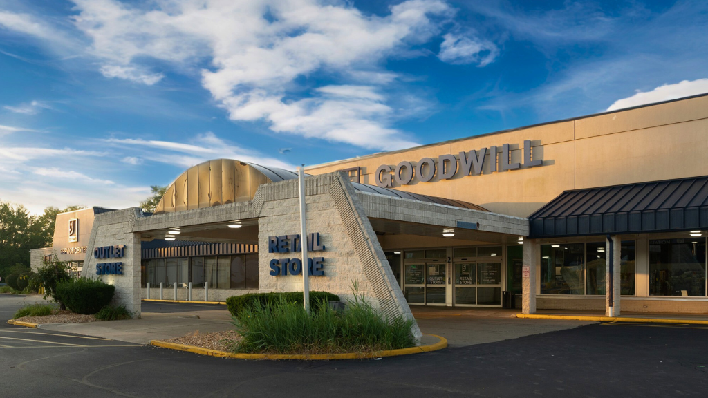 Goodwill Akron retail storefront