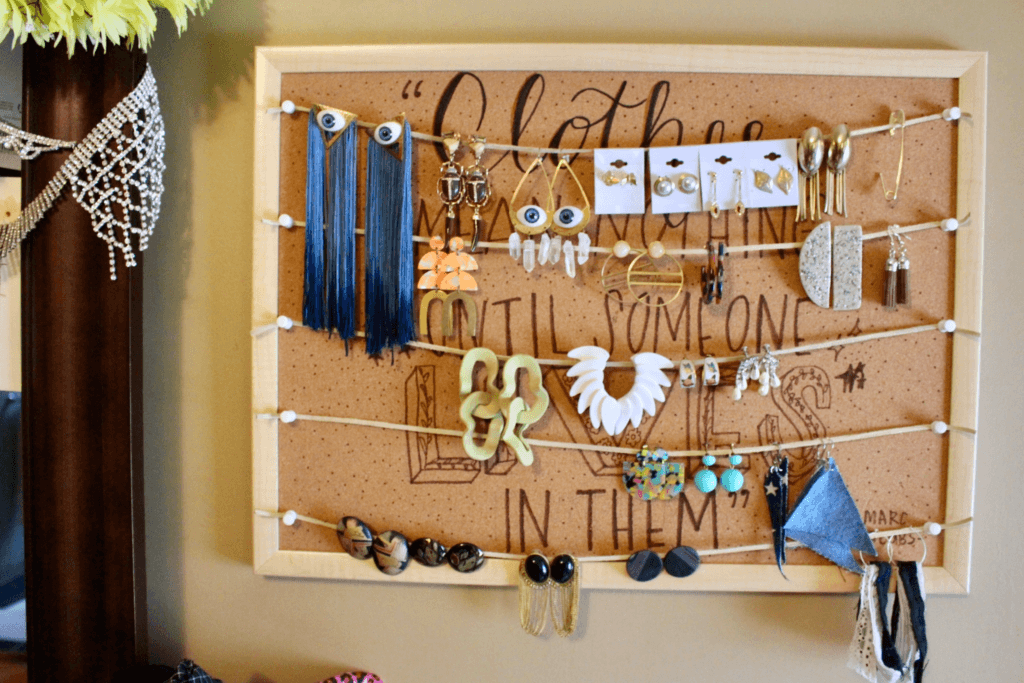 ISO Earring Storage DIY : r/crafts